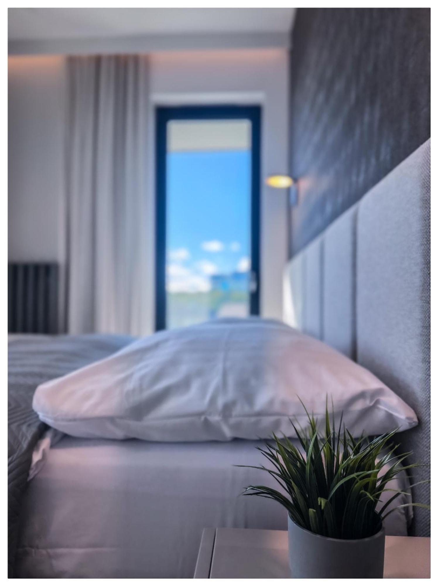 Euronia Apartment เมียนซิดดรอแย ภายนอก รูปภาพ